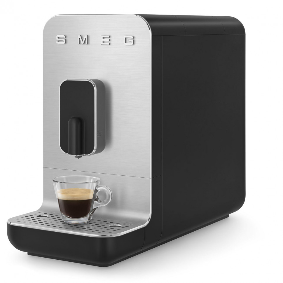 Автоматическая кофемашина SMEG BCC11BLMEU, цвет чёрный матовый